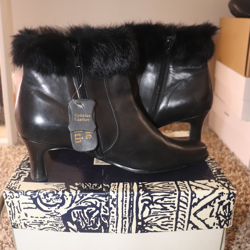 Peerage Ankle Boots with Fur
